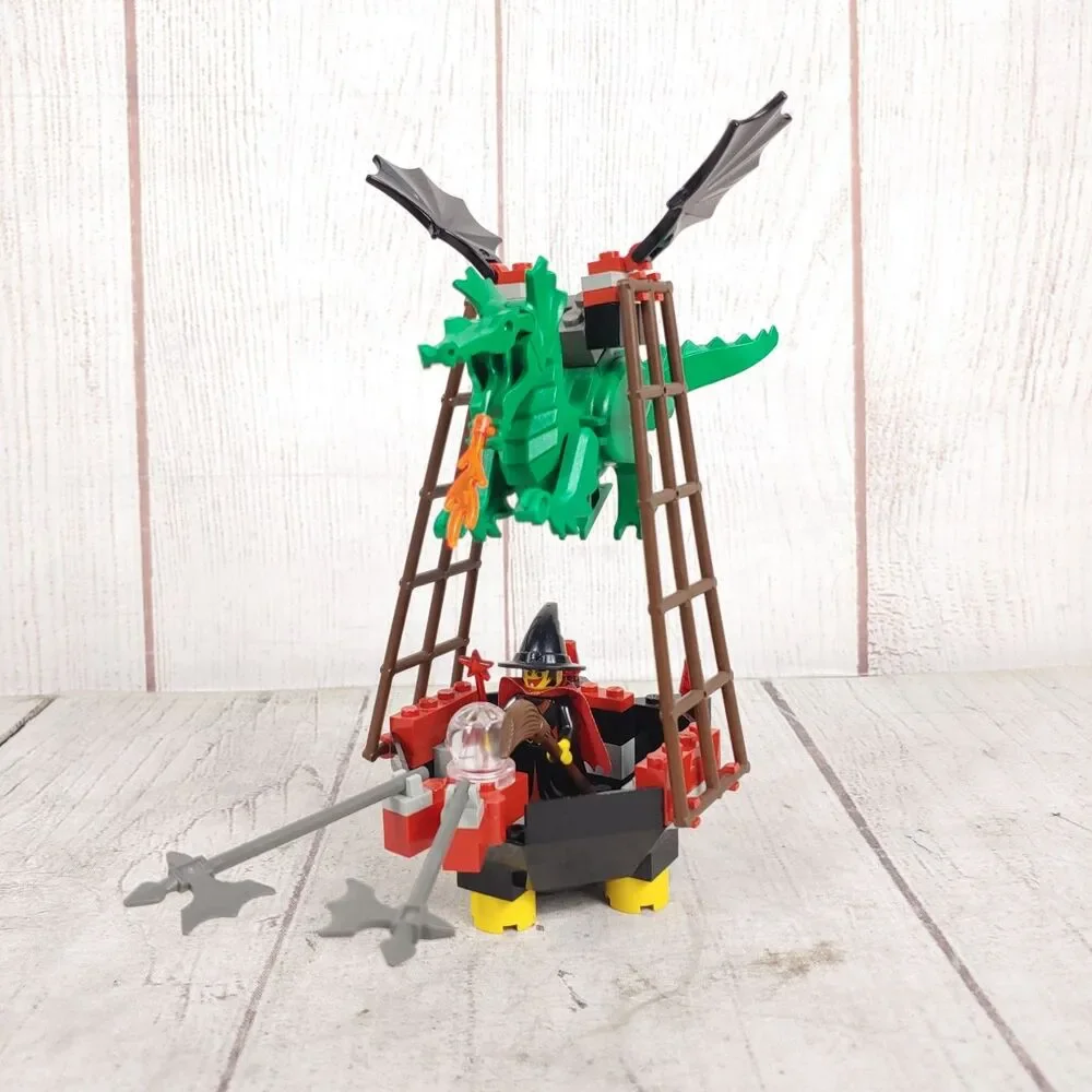 LEGO Castle: Witch's Windship (6037) 100% COMPLETE - No Box - Fright Knights